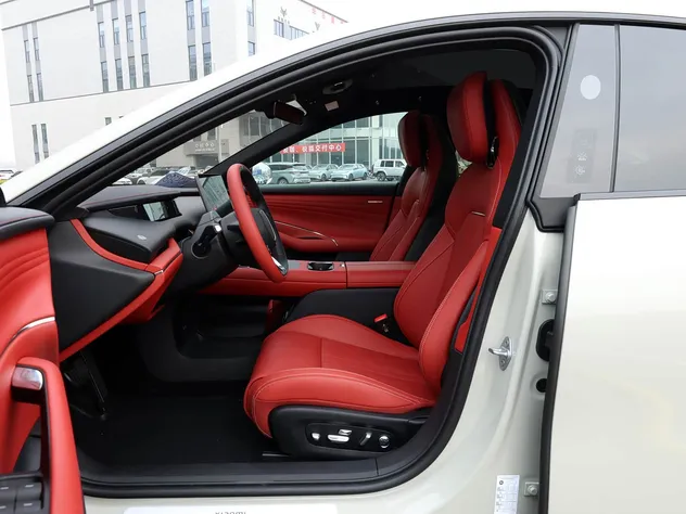Xiaomi SU7 Electric Sedan — source image 15