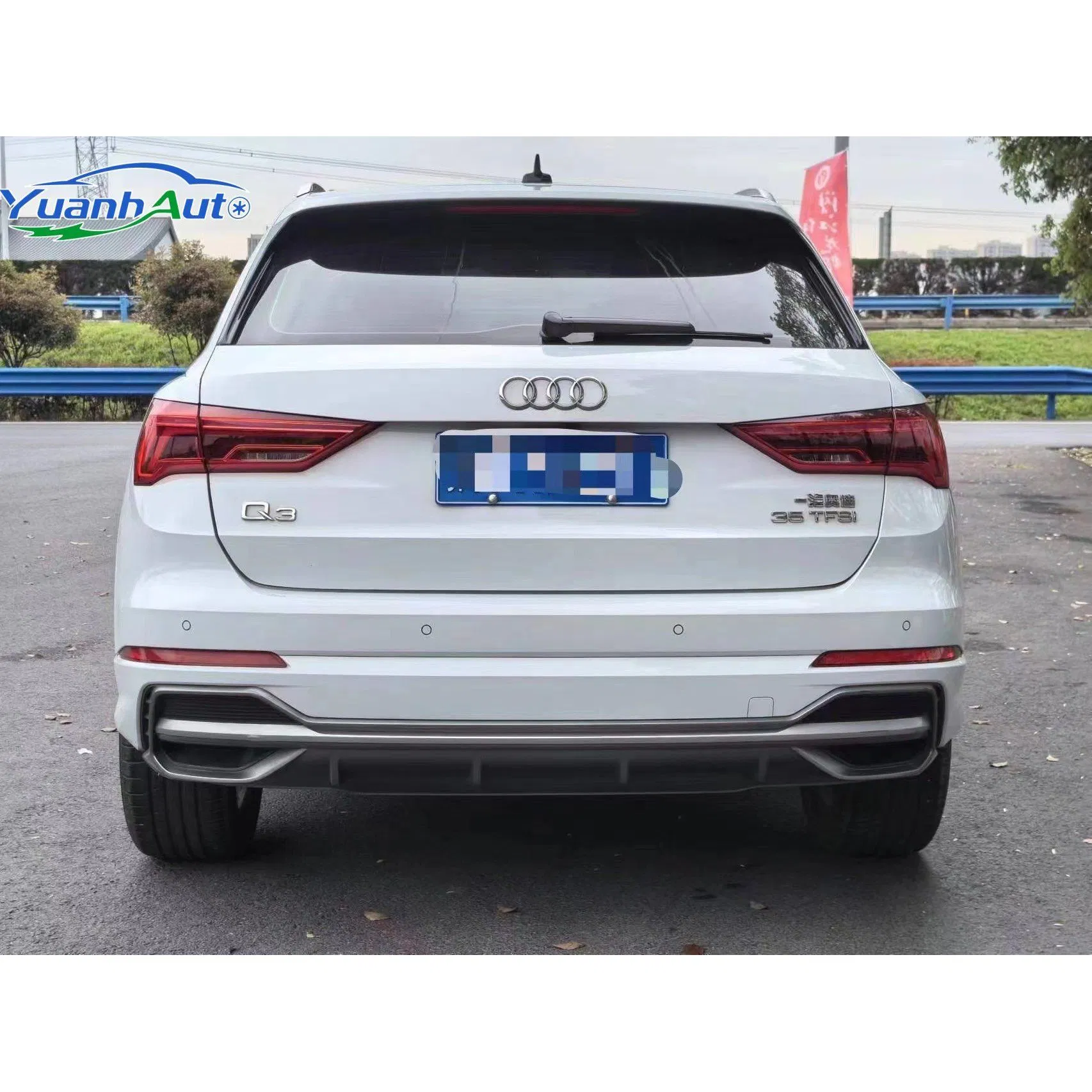 2021 Audi Q3 vehicle photo 5