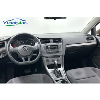 2016 Golf vehicle photo 7