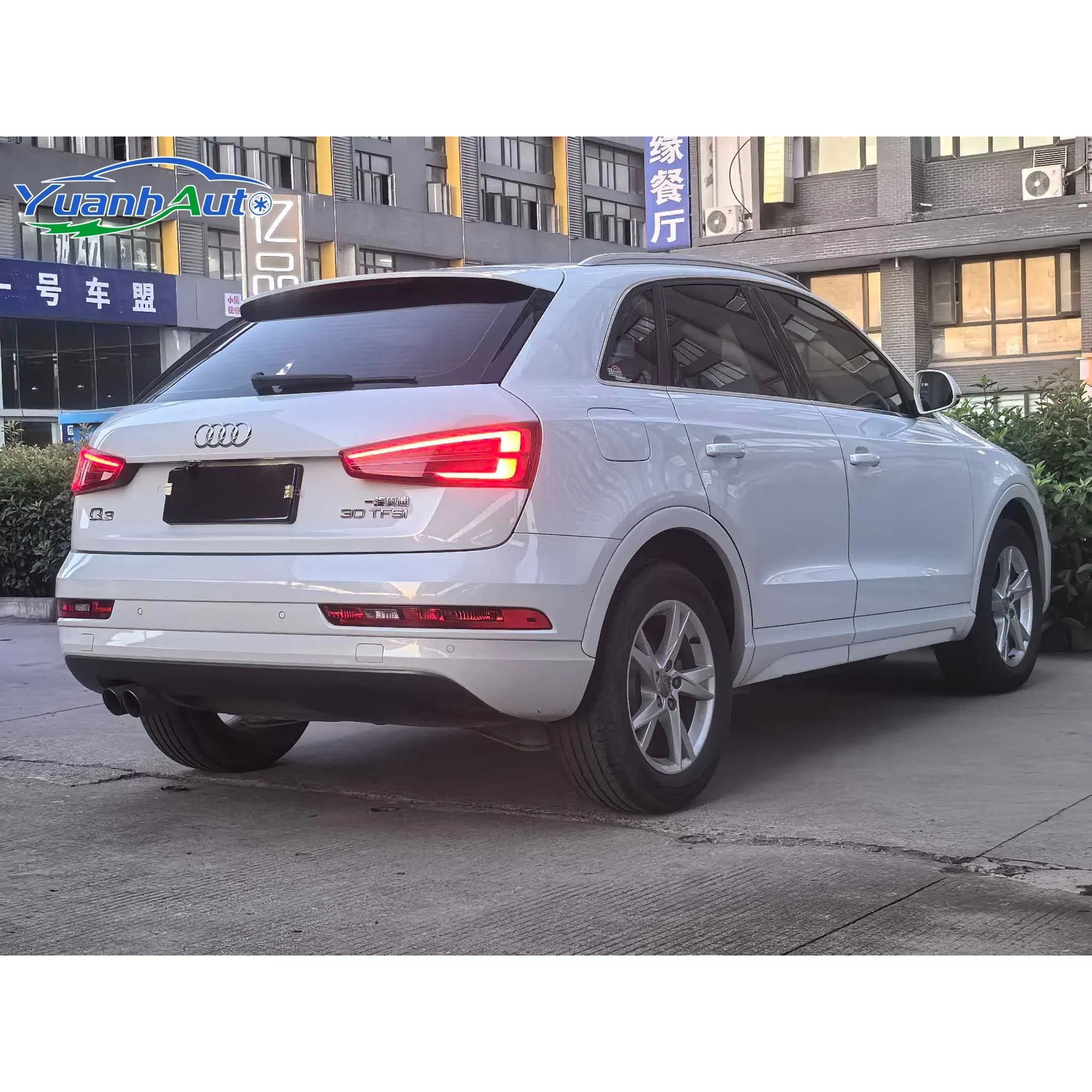 2018 Audi Q3 vehicle photo 6