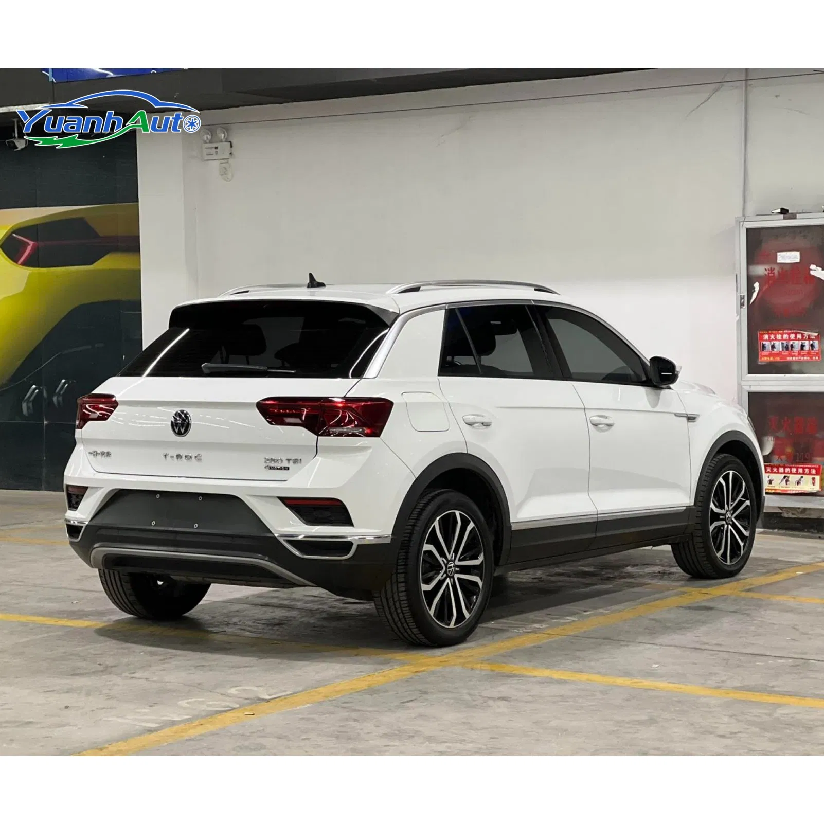 2021 T-ROC vehicle photo 6