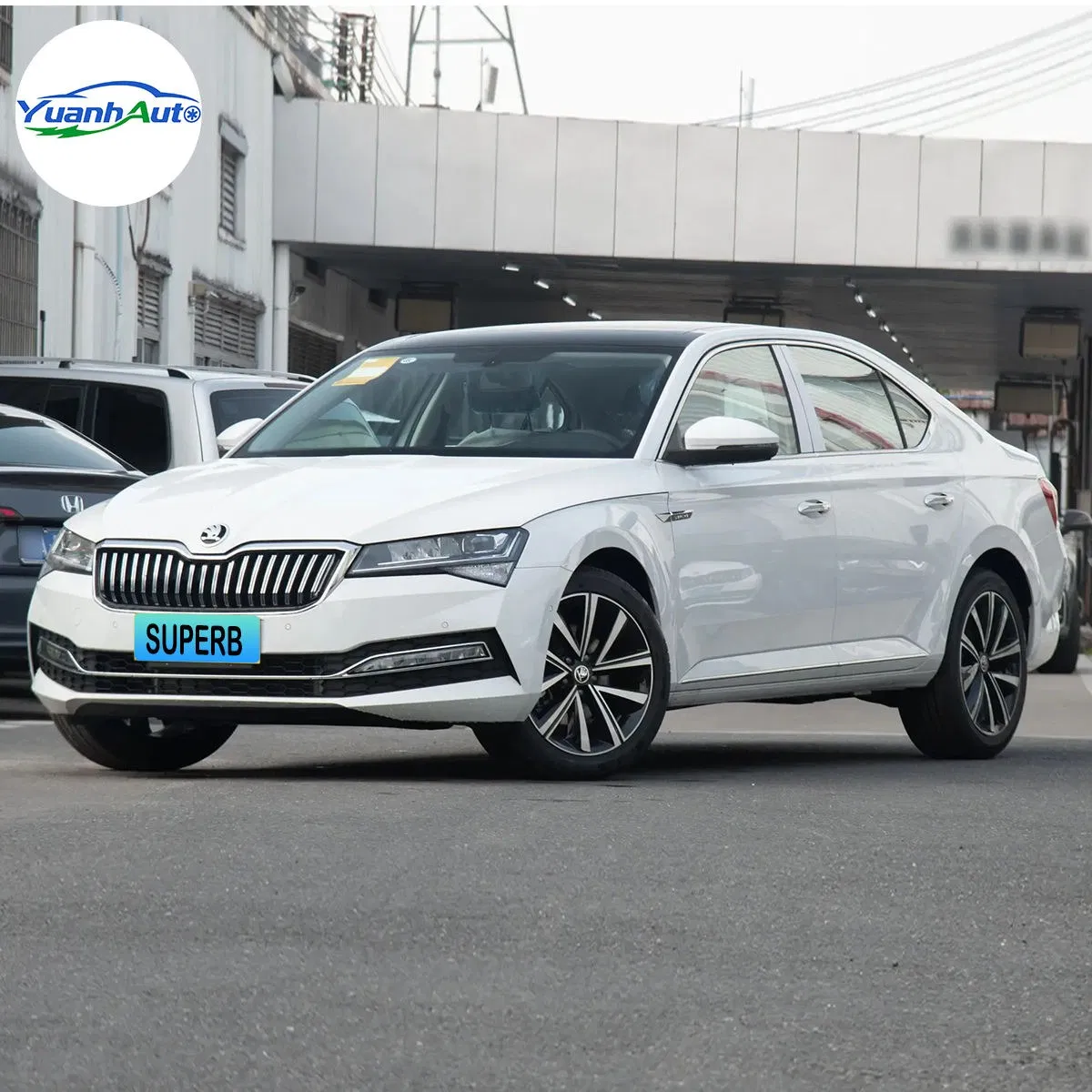 2025 Skoda Superb 1.4T Petrol — source image 8