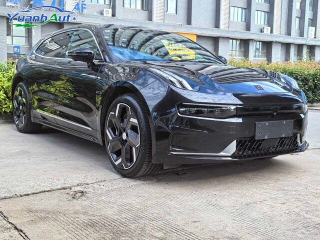 2021 Zeekr 001 vehicle photo 1