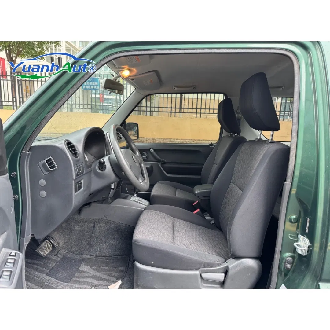 2015 Suzuki Jimny vehicle photo 5