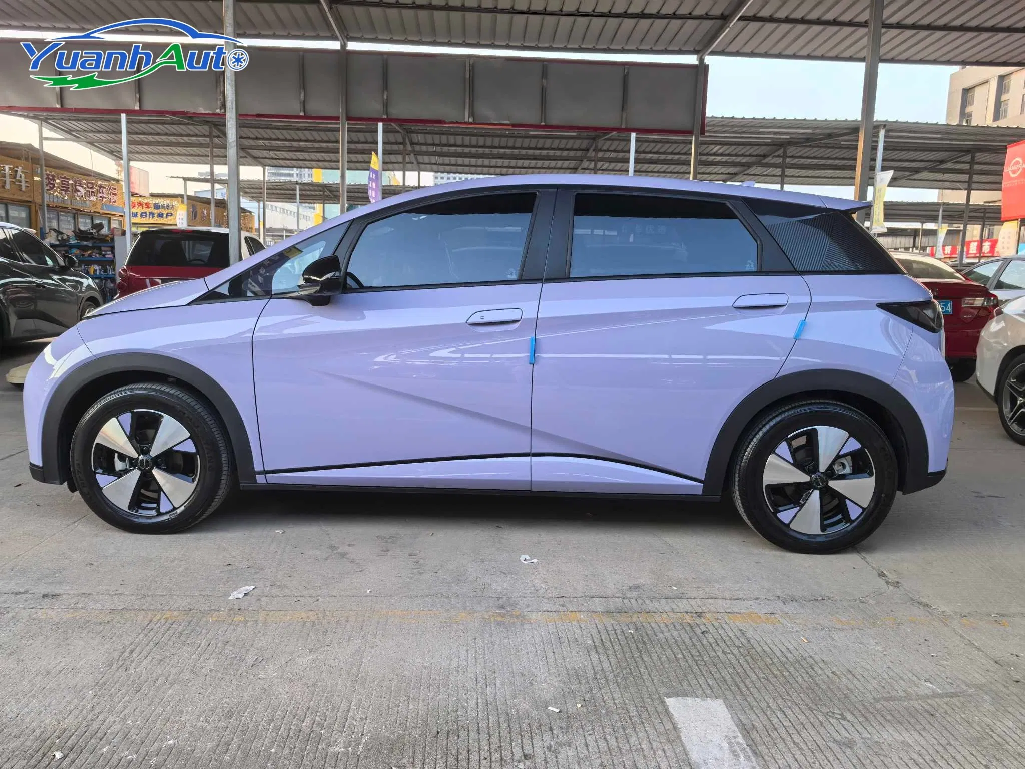 2023 BYD Dolphin Electric Hatchback — source image 5