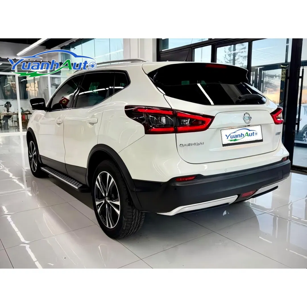 2022 Nissan Qashqai Luxury 2.0L SUV — source image 11