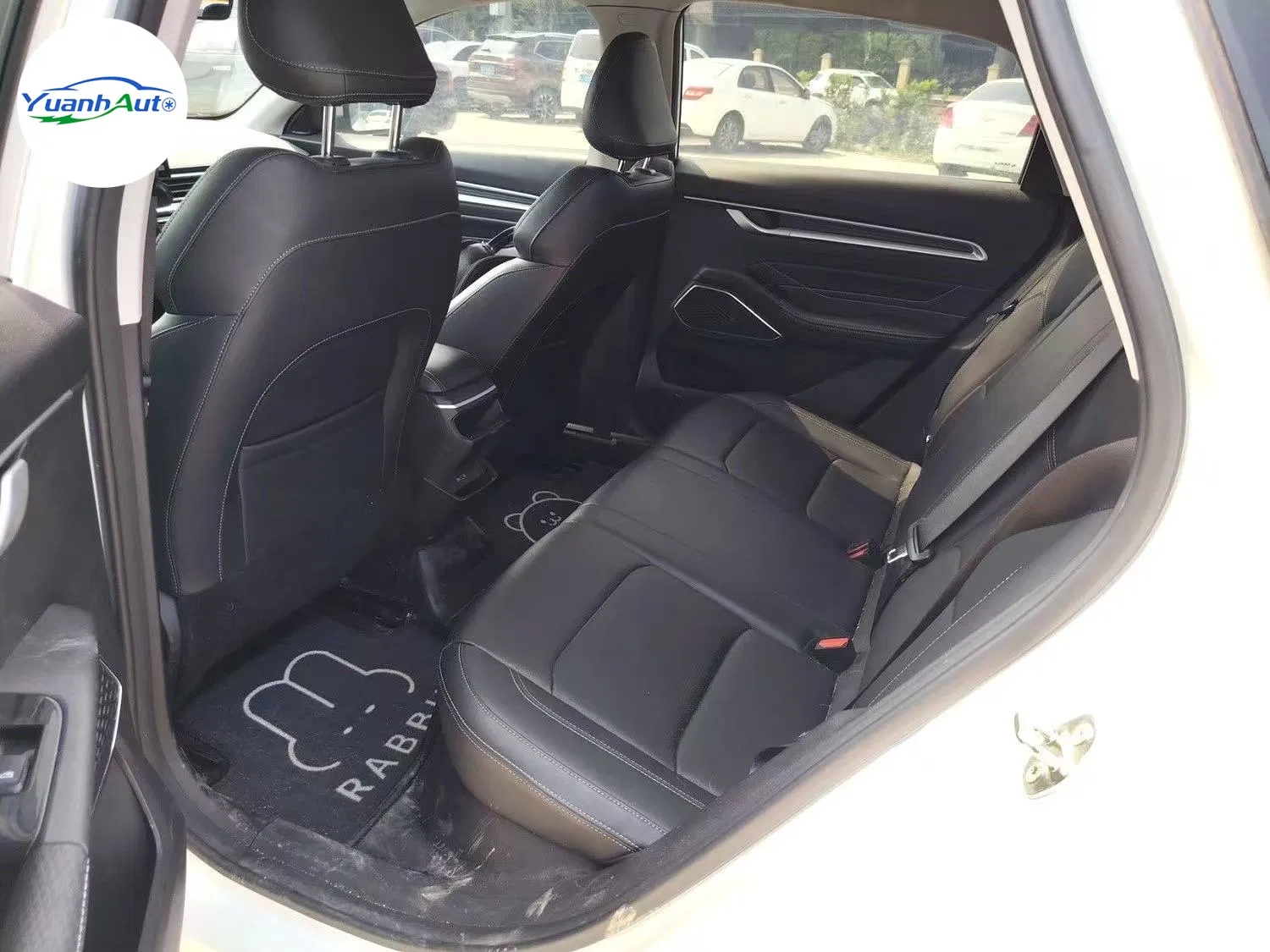 2023 Geely Emgrand vehicle photo 6