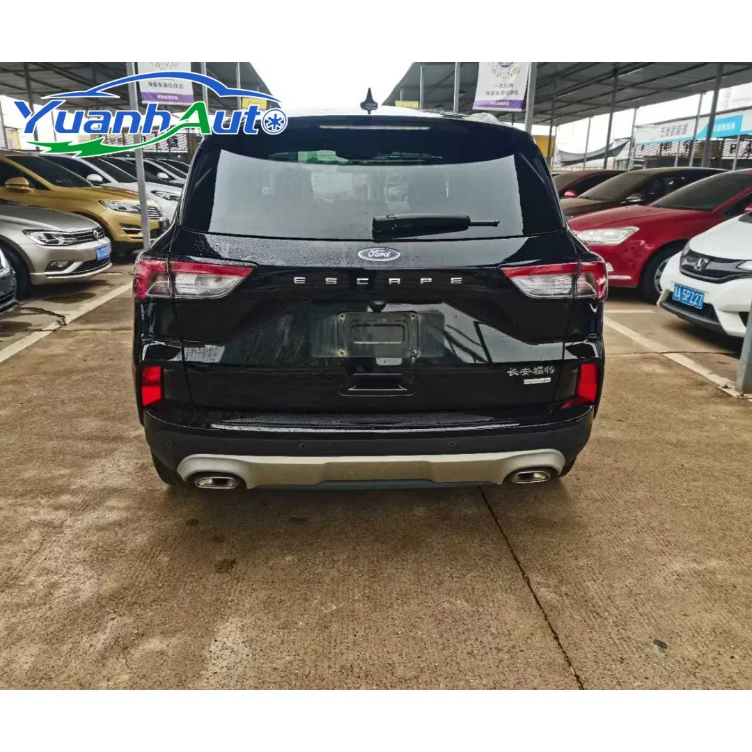 2020 Ford Escape EcoBoost Luxury SUV — source image 15