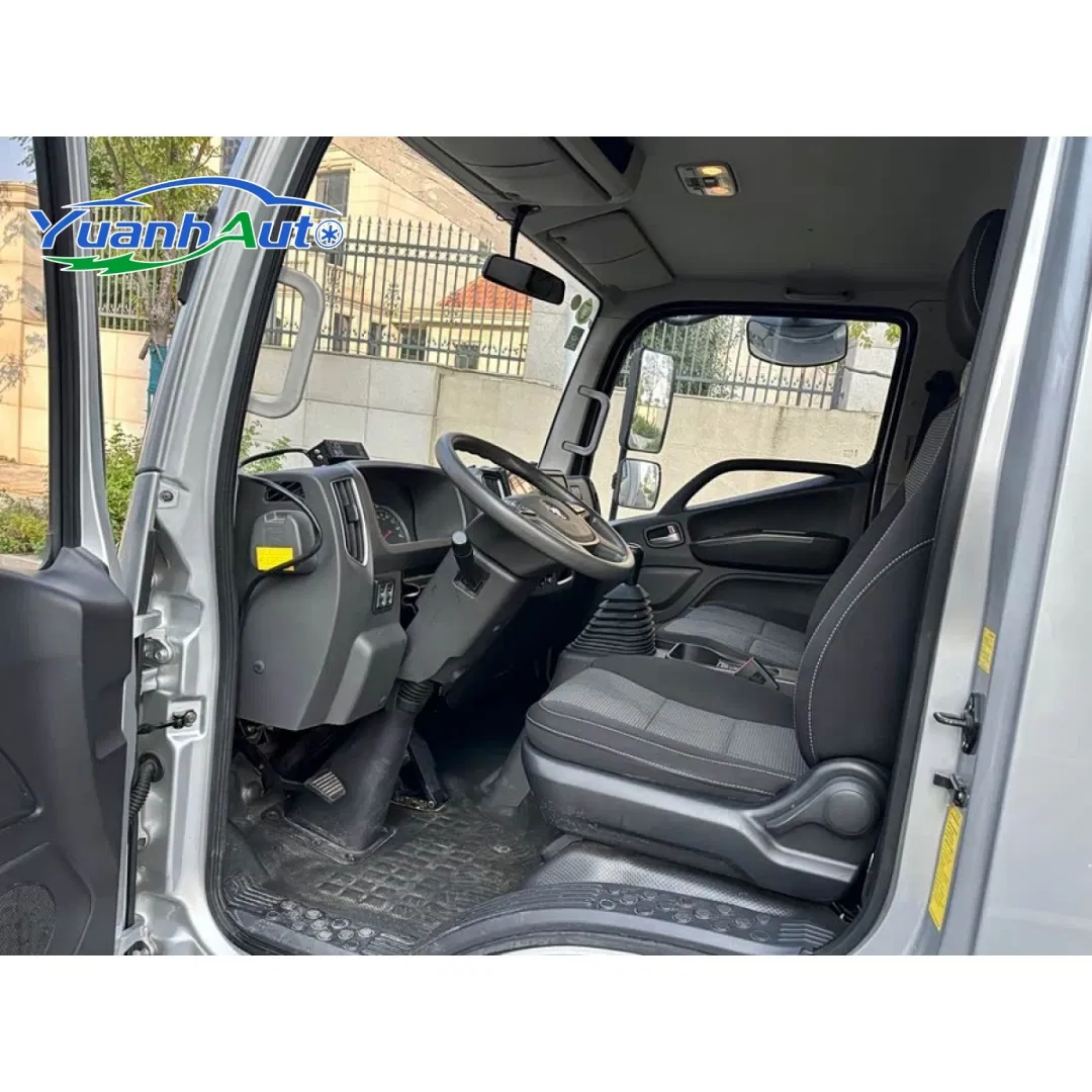2020 Foton Motors Traxi 2.0T Petrol Truck — source image 13
