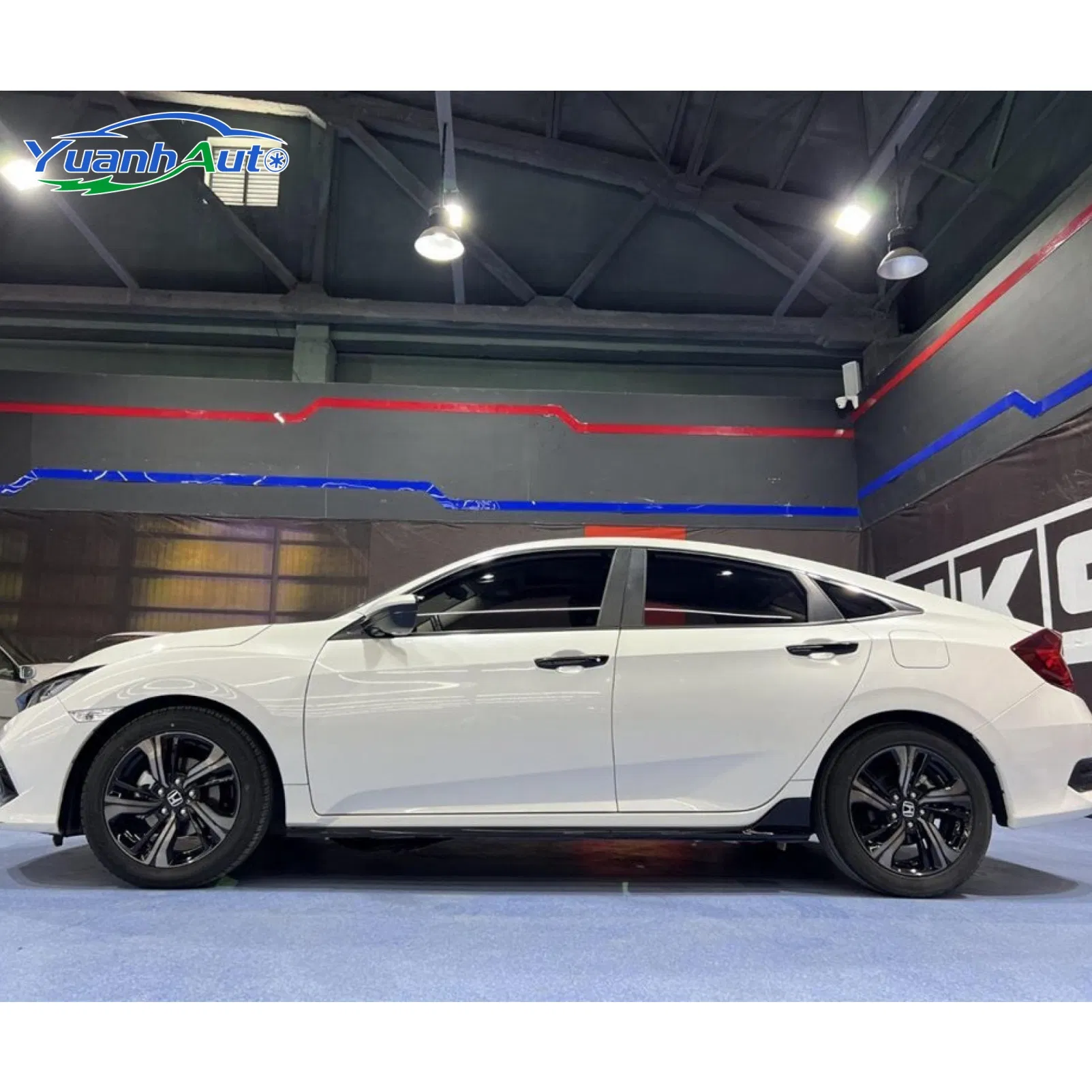 2019 Honda civic vehicle photo 6
