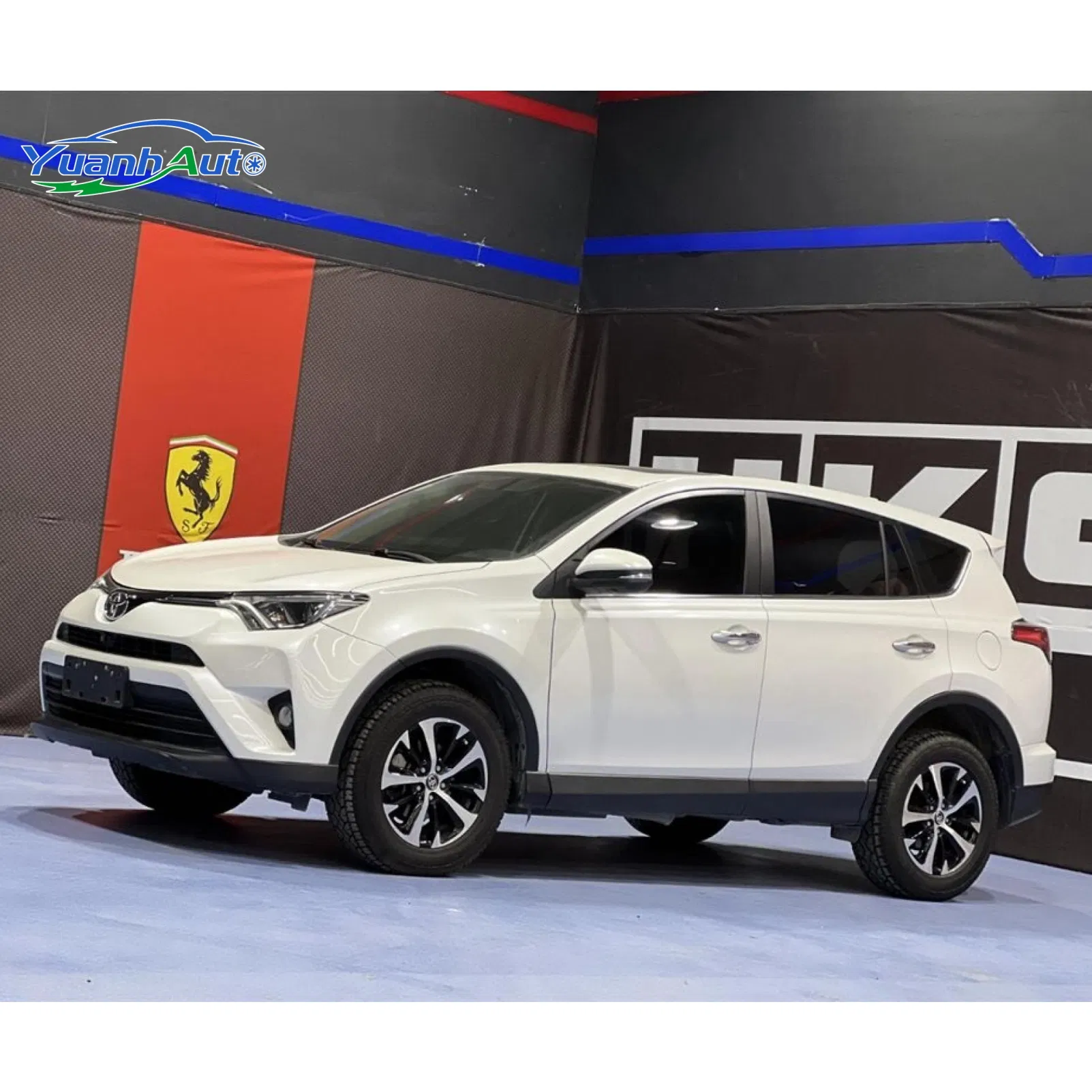 2016 Toyota RAV4 Revo 2.0L SUV — source image 8