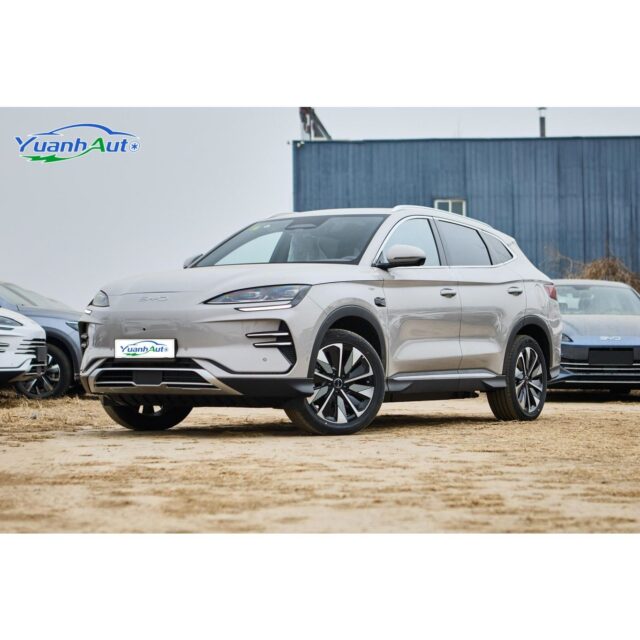 BYD Song Plus vehicle photo 1