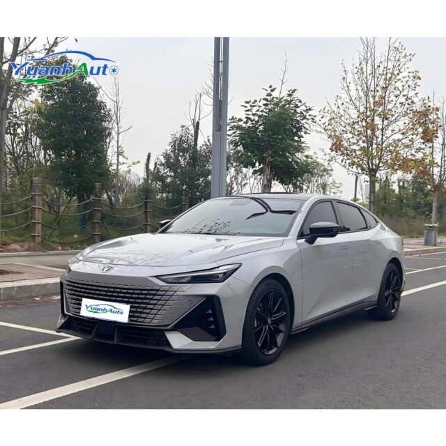 2022 Changan UNI-V vehicle photo 1