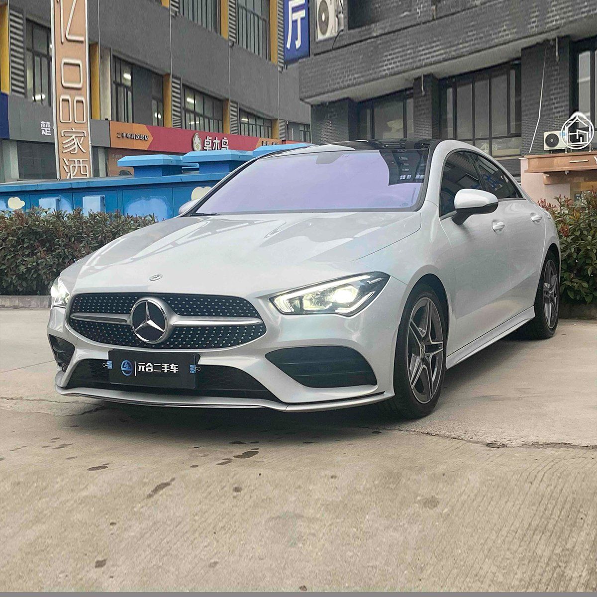 2022 Mercedes-Benz CLA Petrol Sedan — source image 1