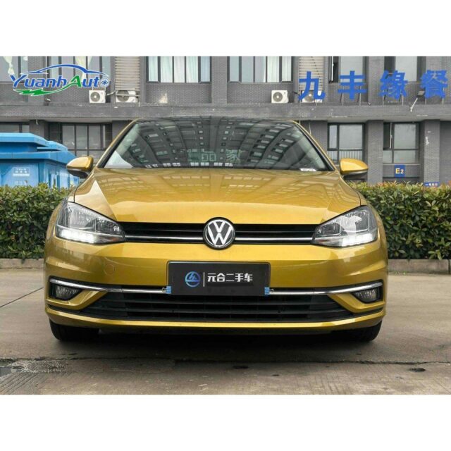 2018 VW Golf vehicle photo 1