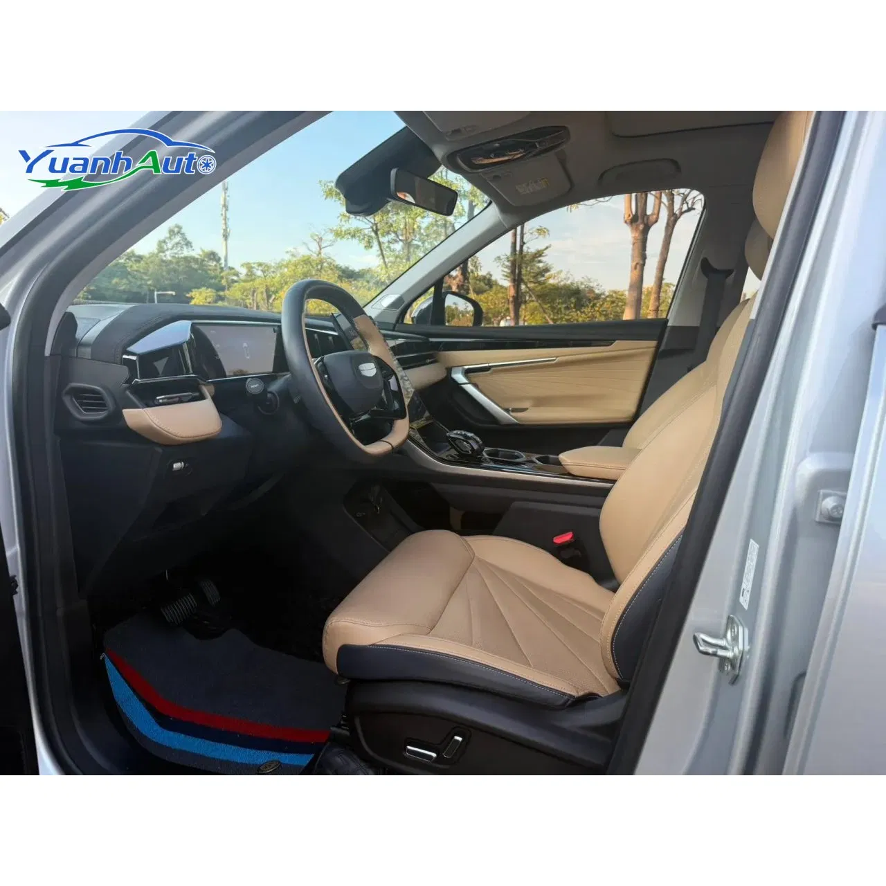 2023 Geely Used Car vehicle photo 7