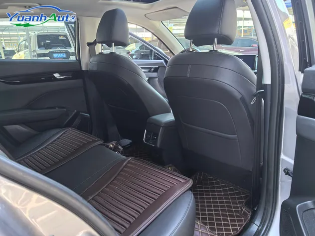 2020 Dongfeng AEOLUS Petrol Sedan — source image 16