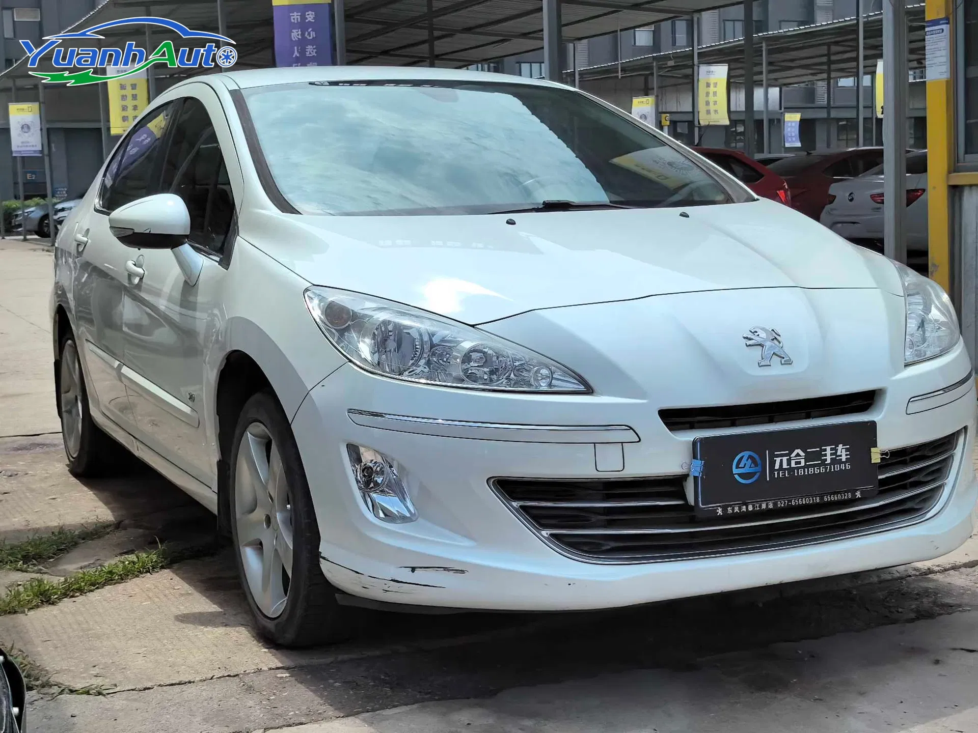 2013 Peugeot 408 Petrol Sedan — source image 10