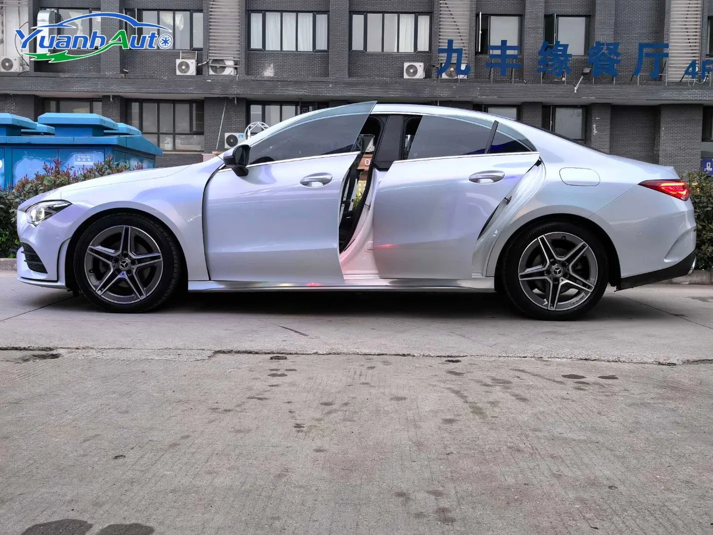 2022 Benz CLA vehicle photo 4