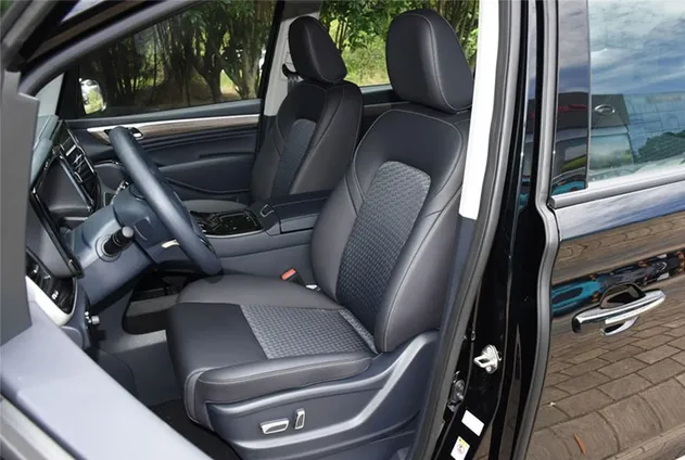2024 GAC M8 Petrol MPV — source image 9