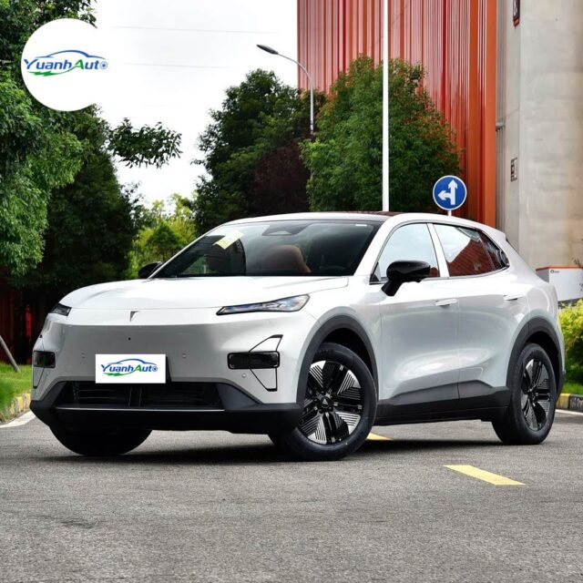 Changan S05 vehicle photo 1