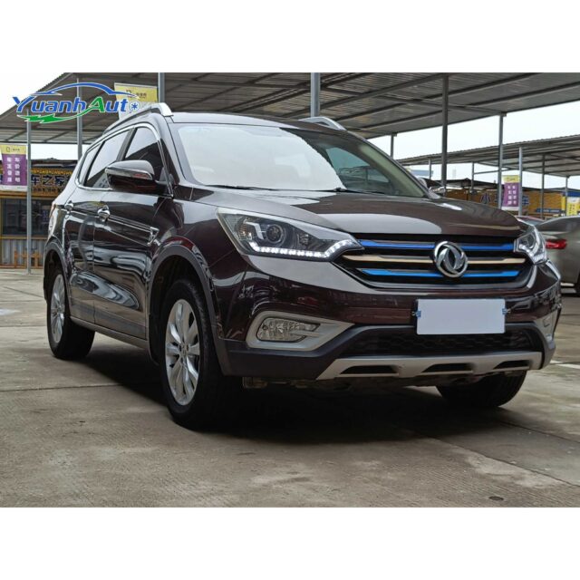 2015 Dongfeng Fengshen AX7 vehicle photo 1