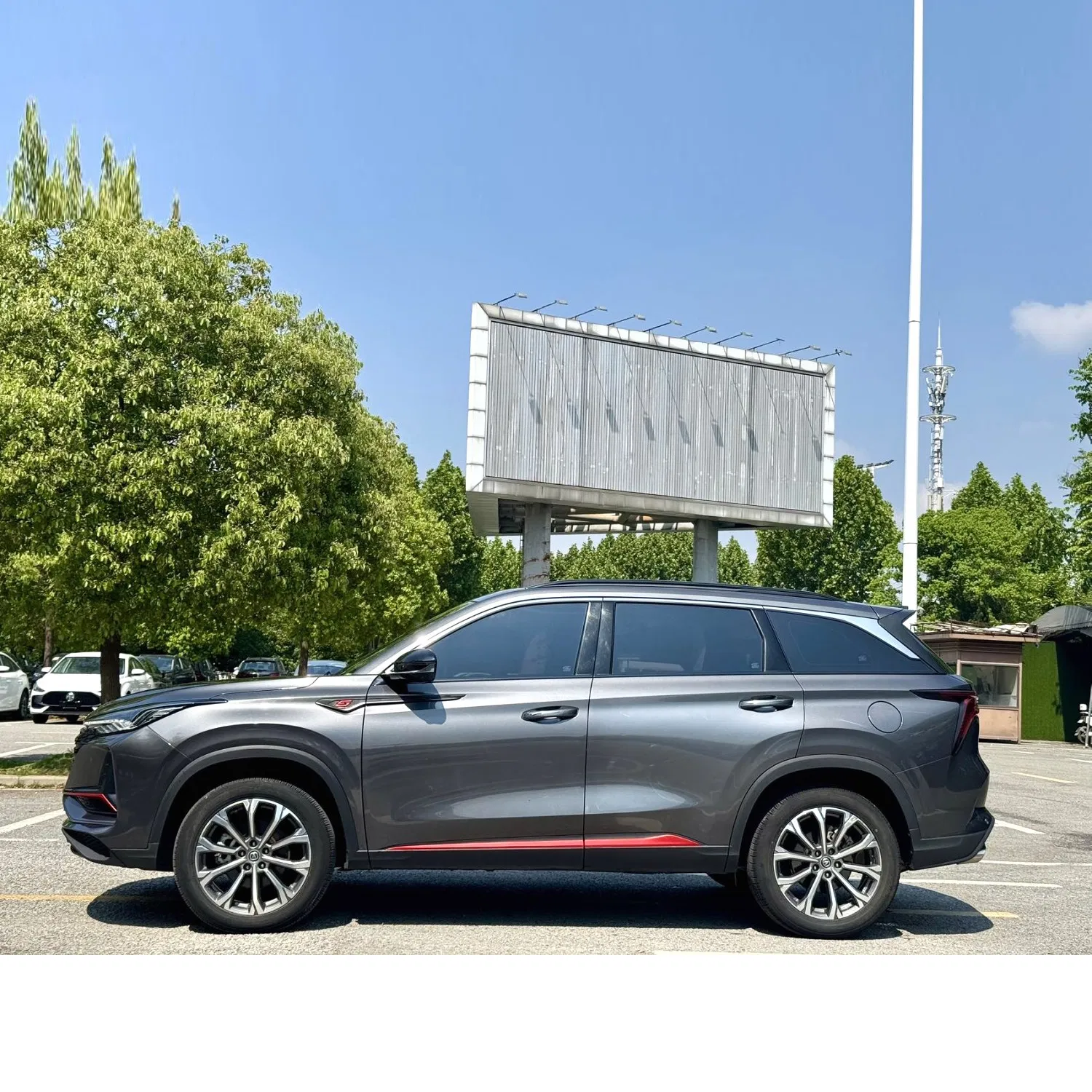 2021 Changan CS75 Plus Petrol SUV — source image 10