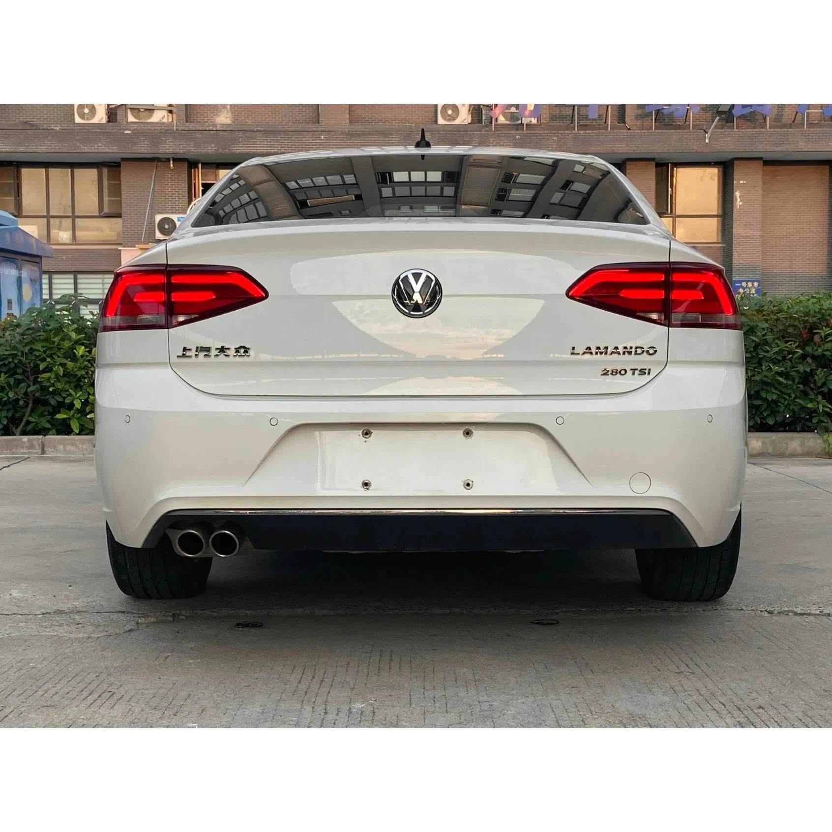 2018 Volkswagen Lamando vehicle photo 6