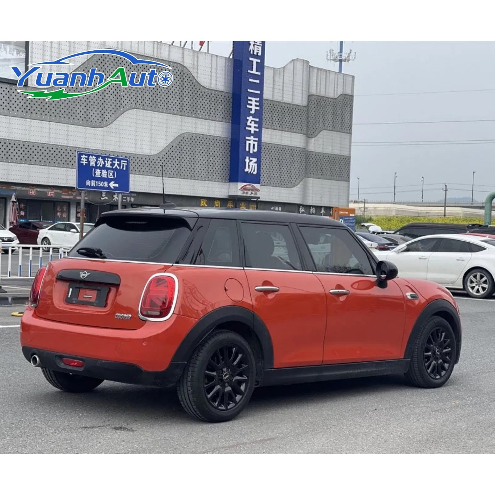 Mini 2018 Model Five-Door 1.5t Cooper Classic Style Used Car Second Hand Auto vehicle photo 4
