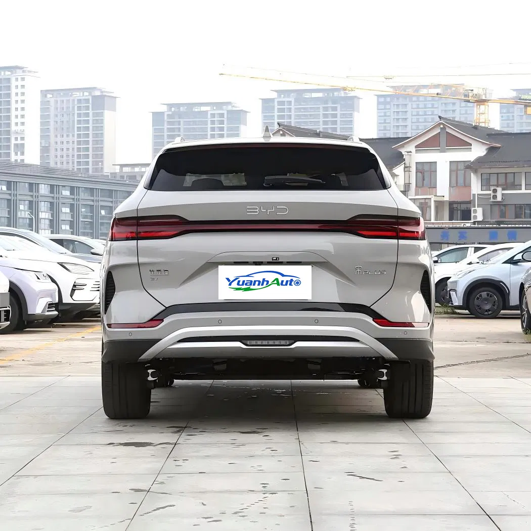 BYD Song Plus vehicle photo 6