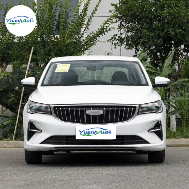 Geely Emgrand vehicle photo 1