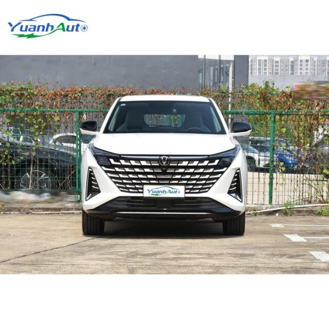 Changan UNI-Z vehicle photo 1