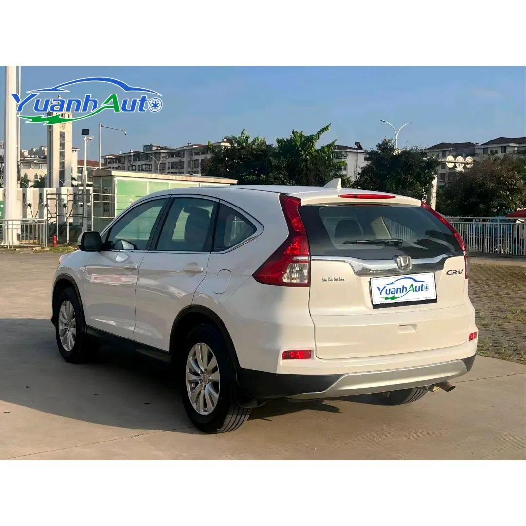 2016 Honda CR-V 2.0L SUV — source image 14