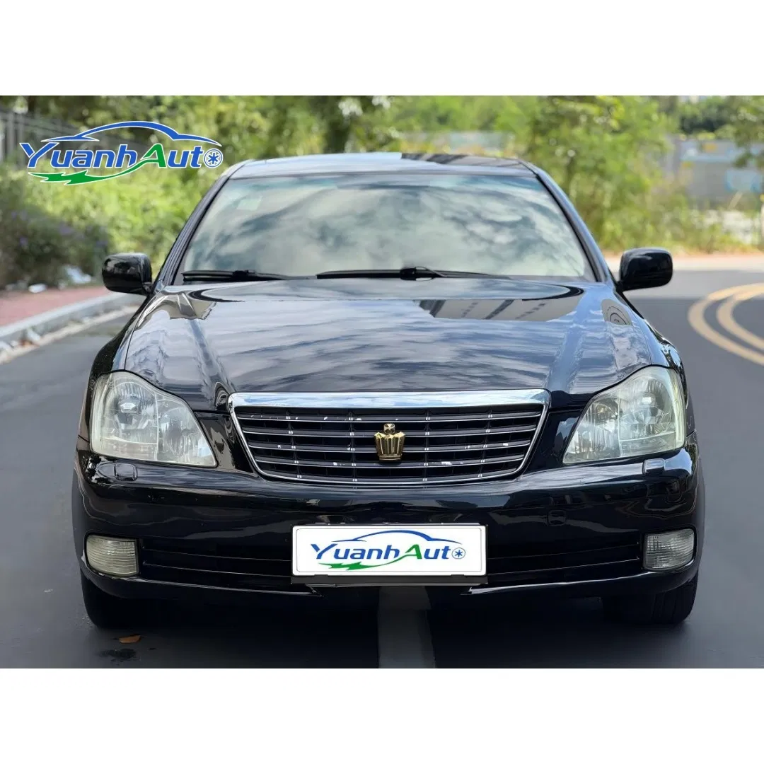 2005 Toyota crown vehicle photo 3