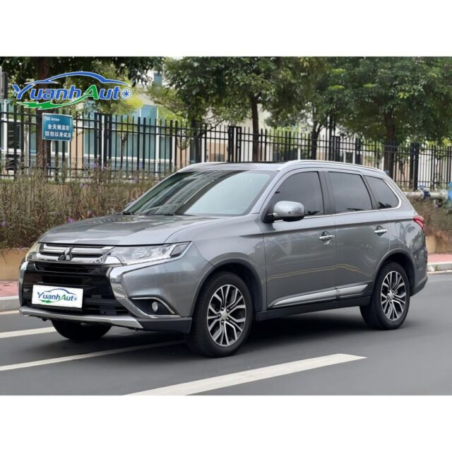 2019 Mitsubishi Outlander vehicle photo 1