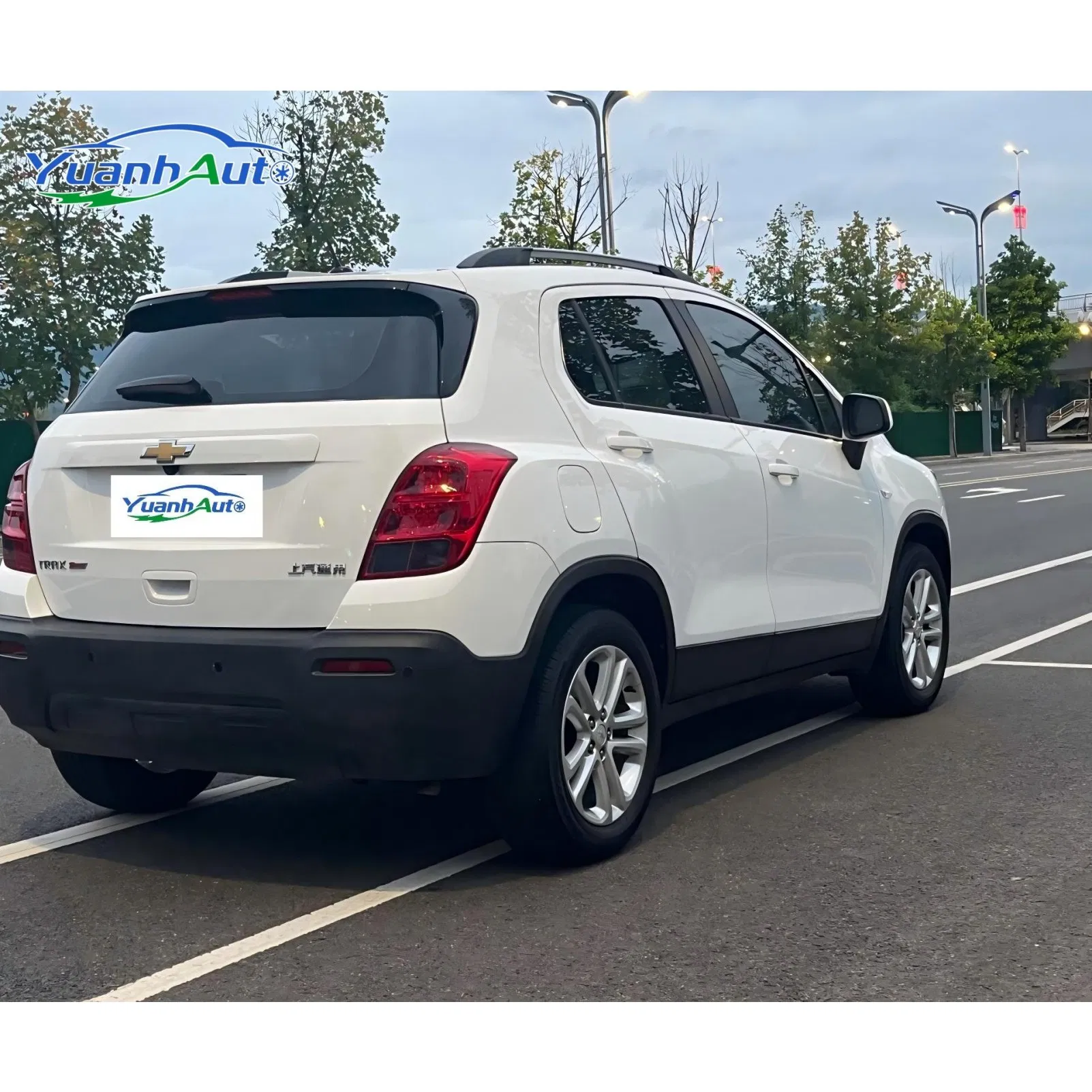 2016 Chevrolet Trax SUV — source image 6
