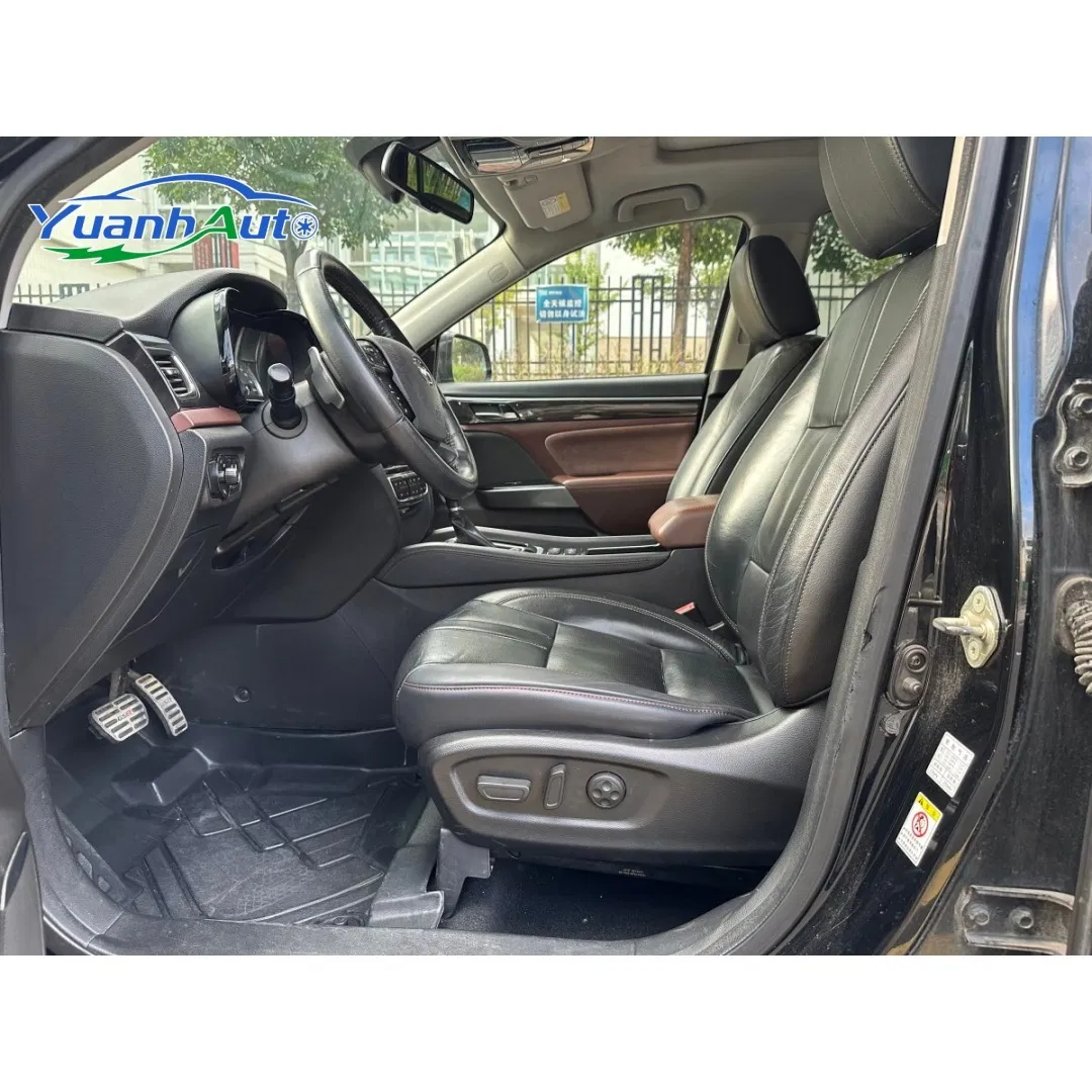 2017 GAC GS8 Petrol — source image 13