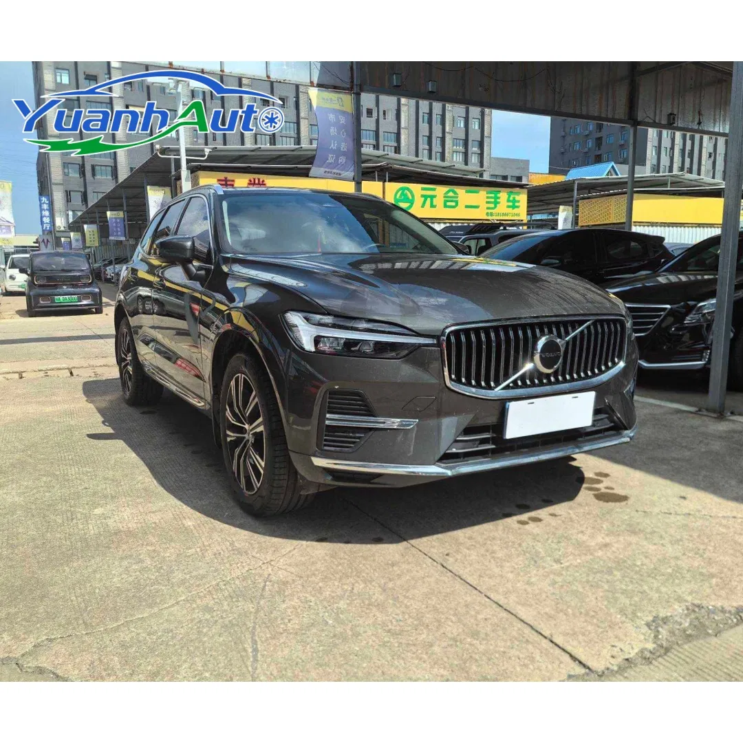 2022 XC60 vehicle photo 3
