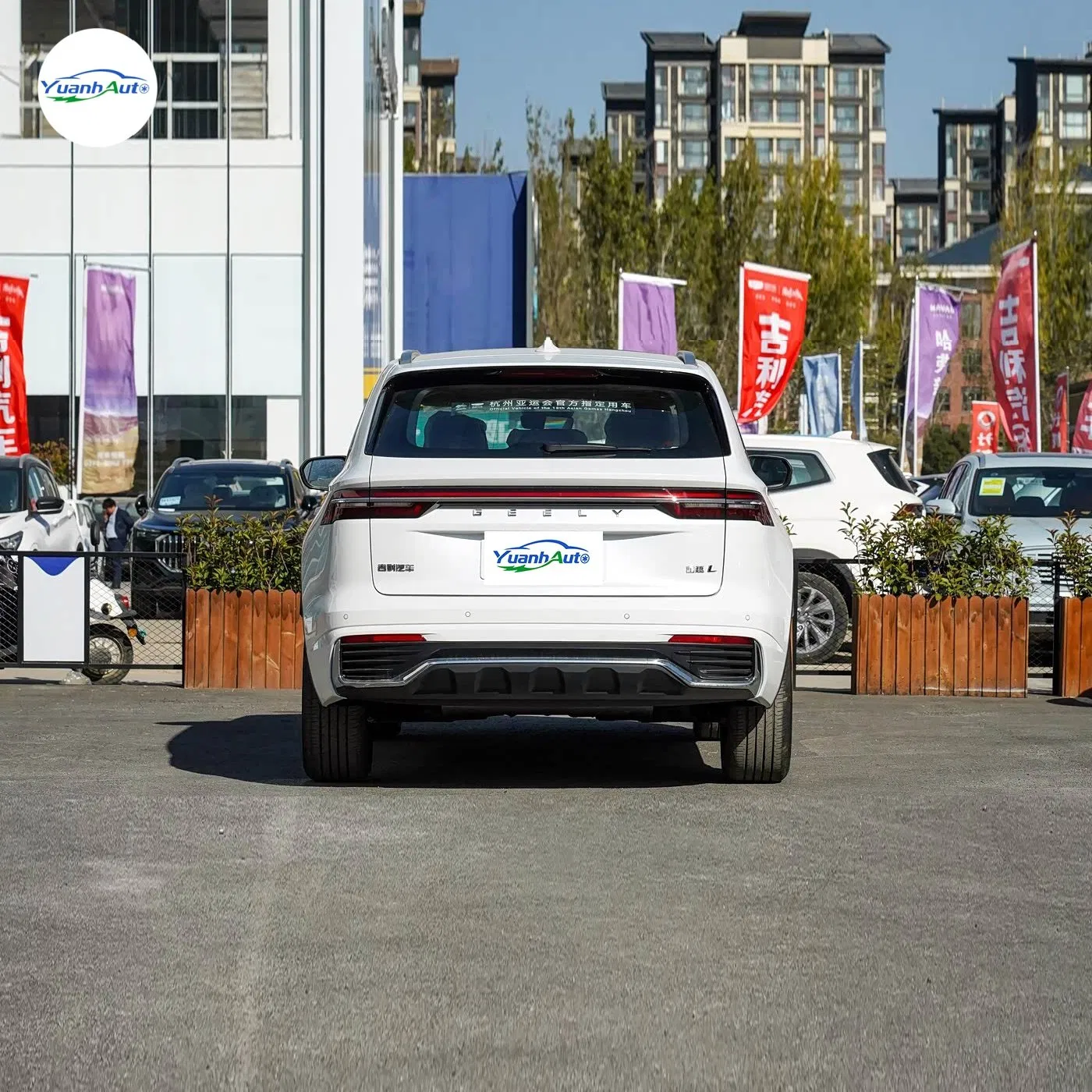 Geely Monjaro L vehicle photo 6