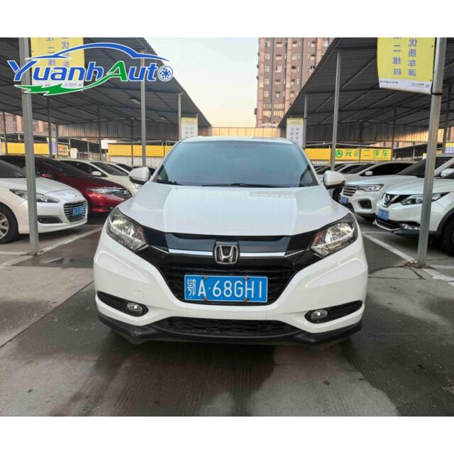 2015 Honda Vezel vehicle photo 1