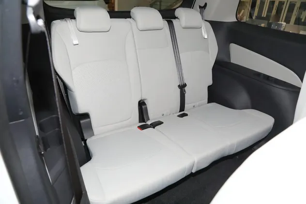 2025 Maxus G50 1.5T Petrol MPV — source image 13