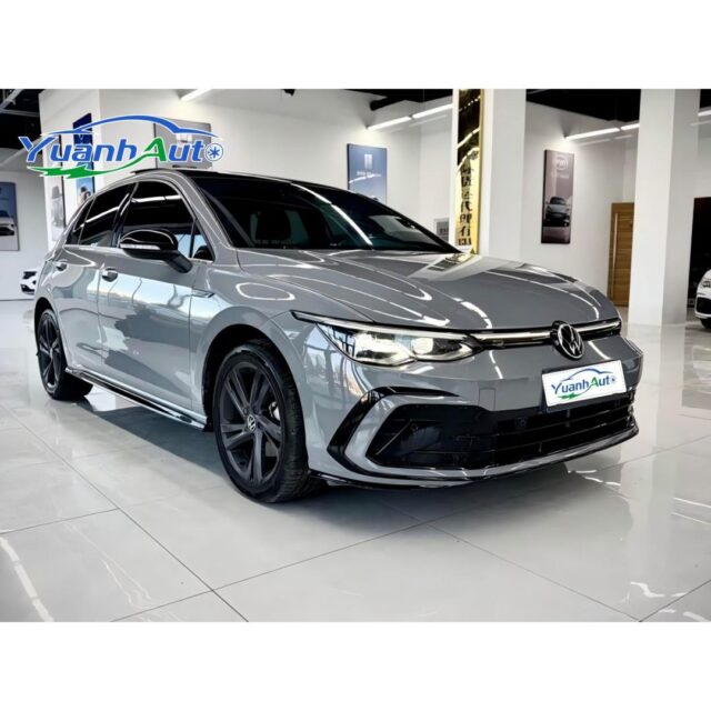 2021 VW Golf vehicle photo 1
