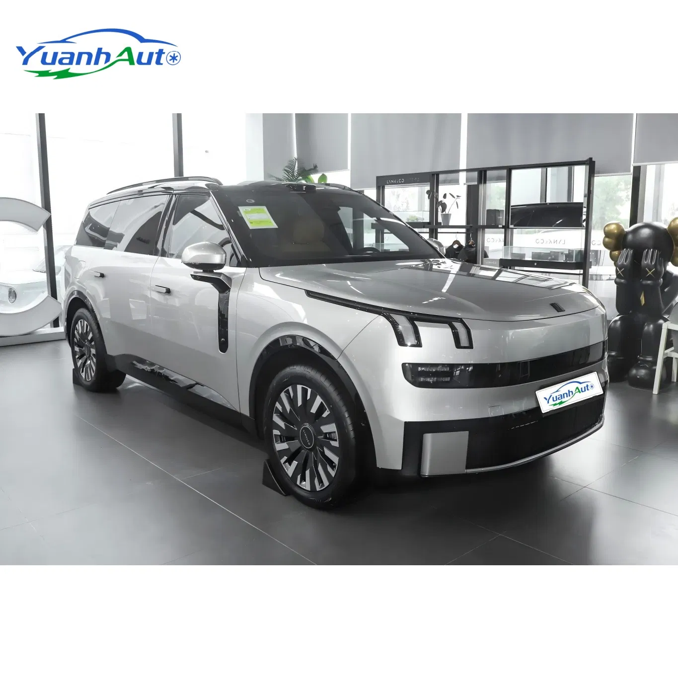 900 vehicle photo 4