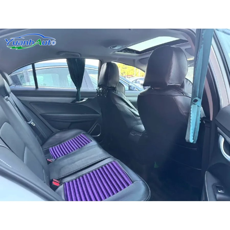 2020 Geely Emgrand vehicle photo 7