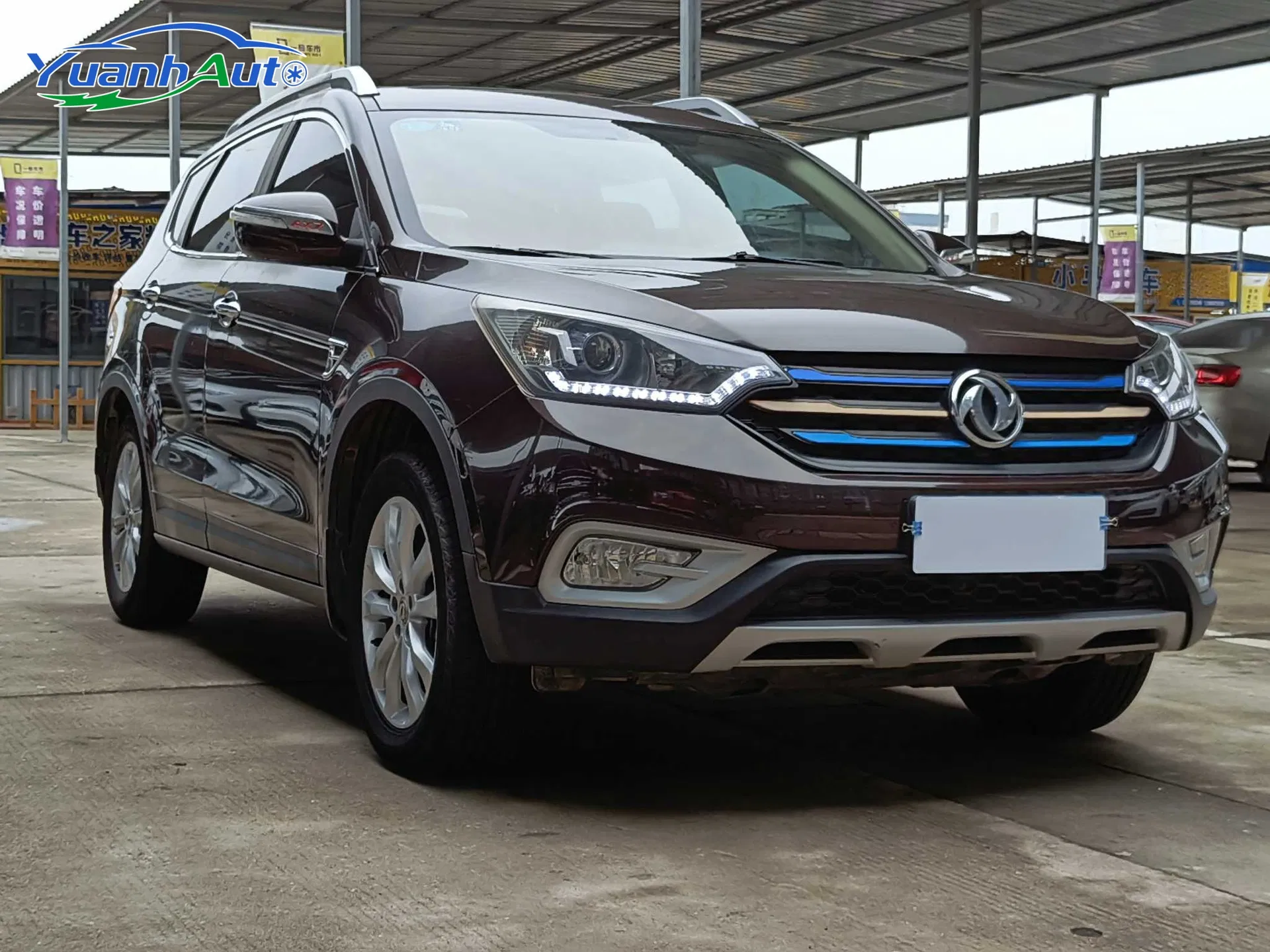 2015 Dongfeng Fengshen AX7 Petrol SUV — source image 10
