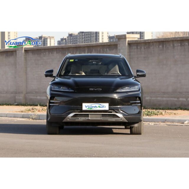BYD Song Plus vehicle photo 1