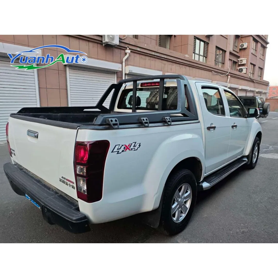 2023 Isuzu Zortrax vehicle photo 6