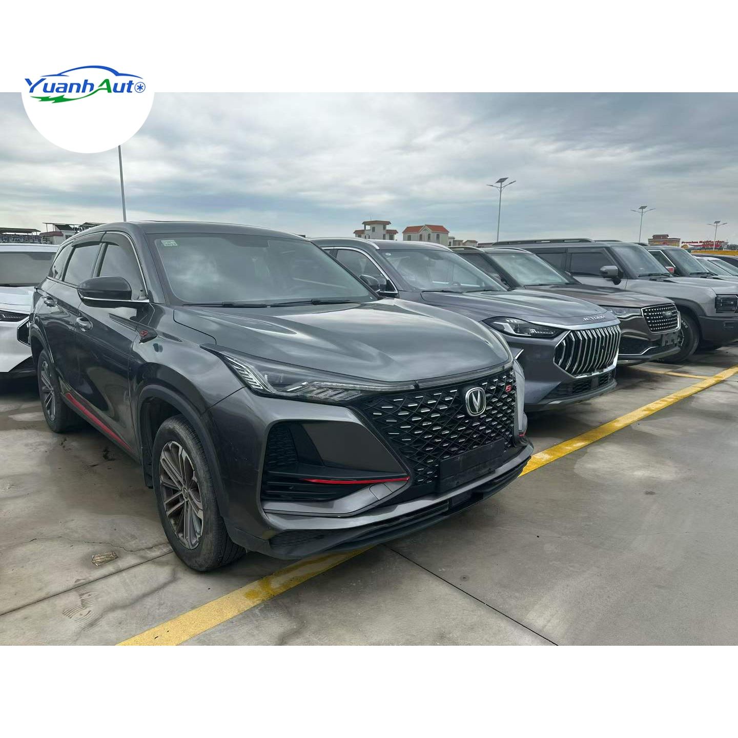 Changan CS75 PLUS vehicle photo 1