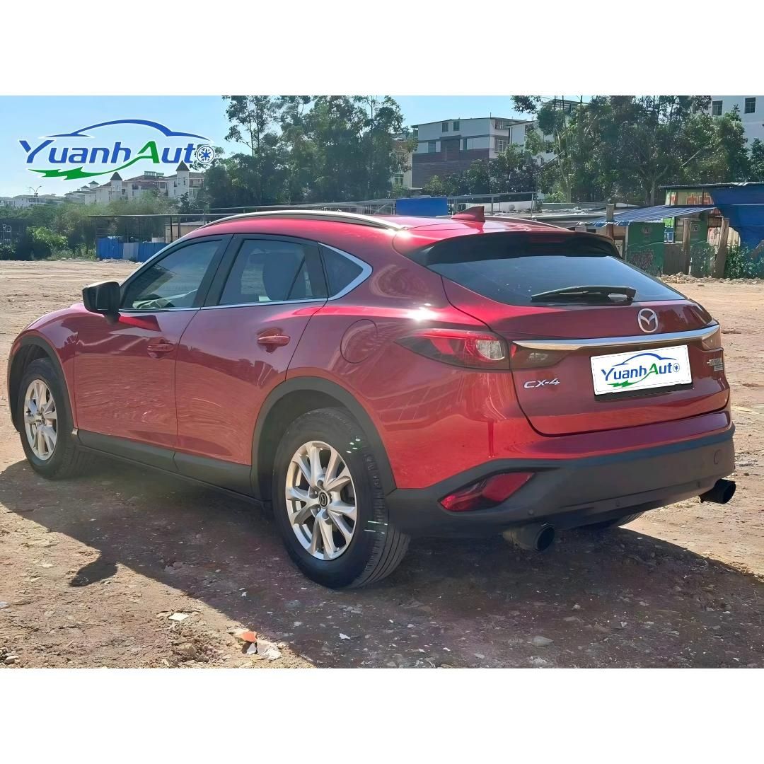 2018 Mazda CX-4 vehicle photo 1