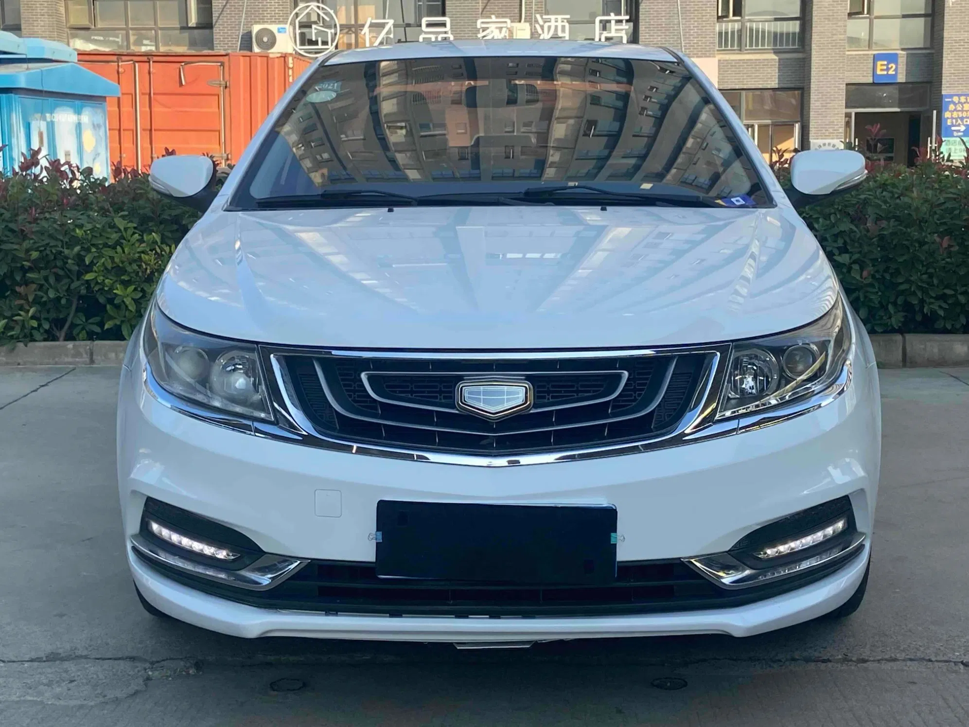 2017 Geely Vision vehicle photo 4